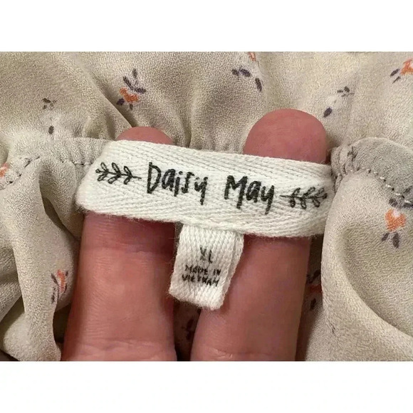 Daisy May Women's XL Beige Floral Puff Sleeve Blouse Tie Neck - Picture 5 of 7